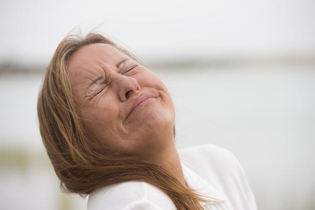 女性更年期全身疼痛怎么办?详解2个原因和4个注意事项