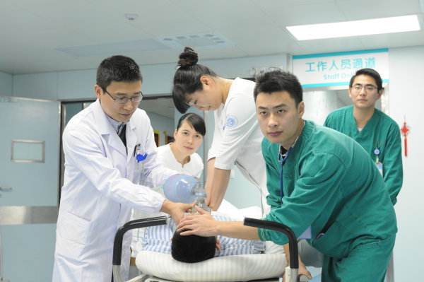 急诊病人如何决定优先就诊一