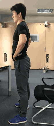 第七式:凳上蹲起