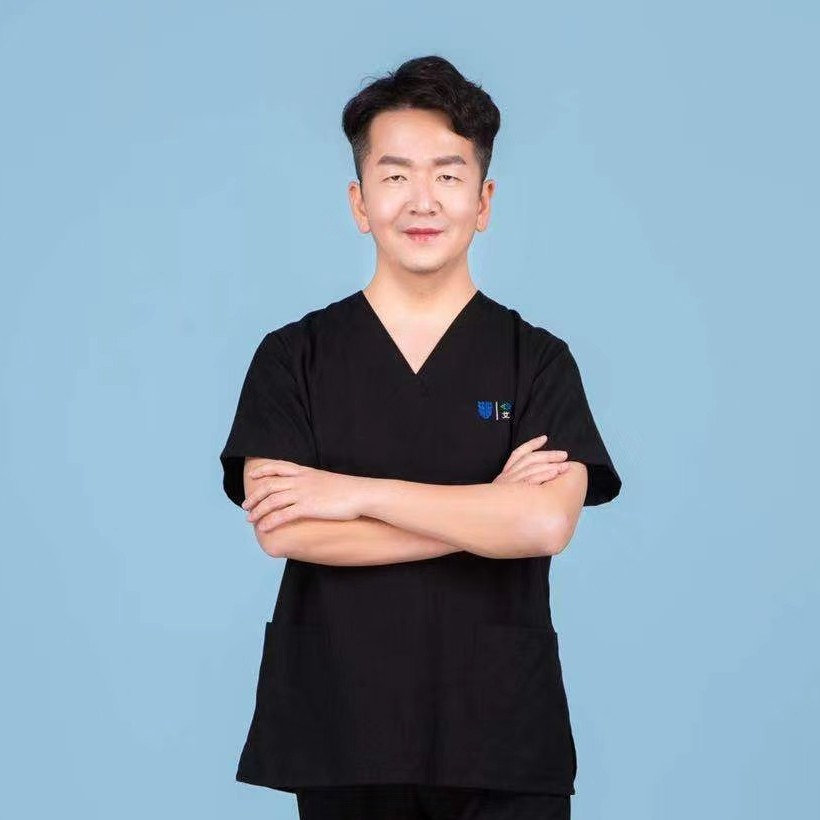 何金生副主任医师