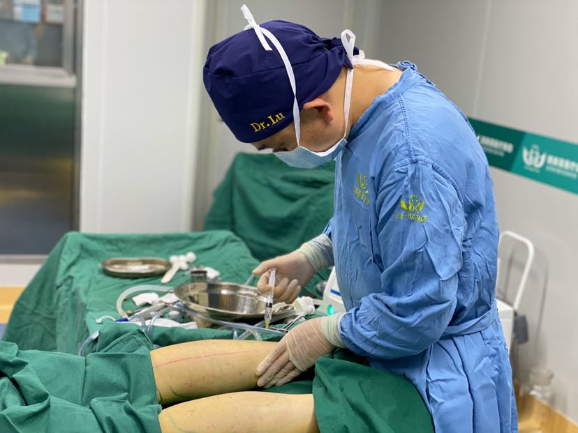 最后一种就是哥不建议做的小腿神经阻断术,这个术式跟瘦腿针的原理