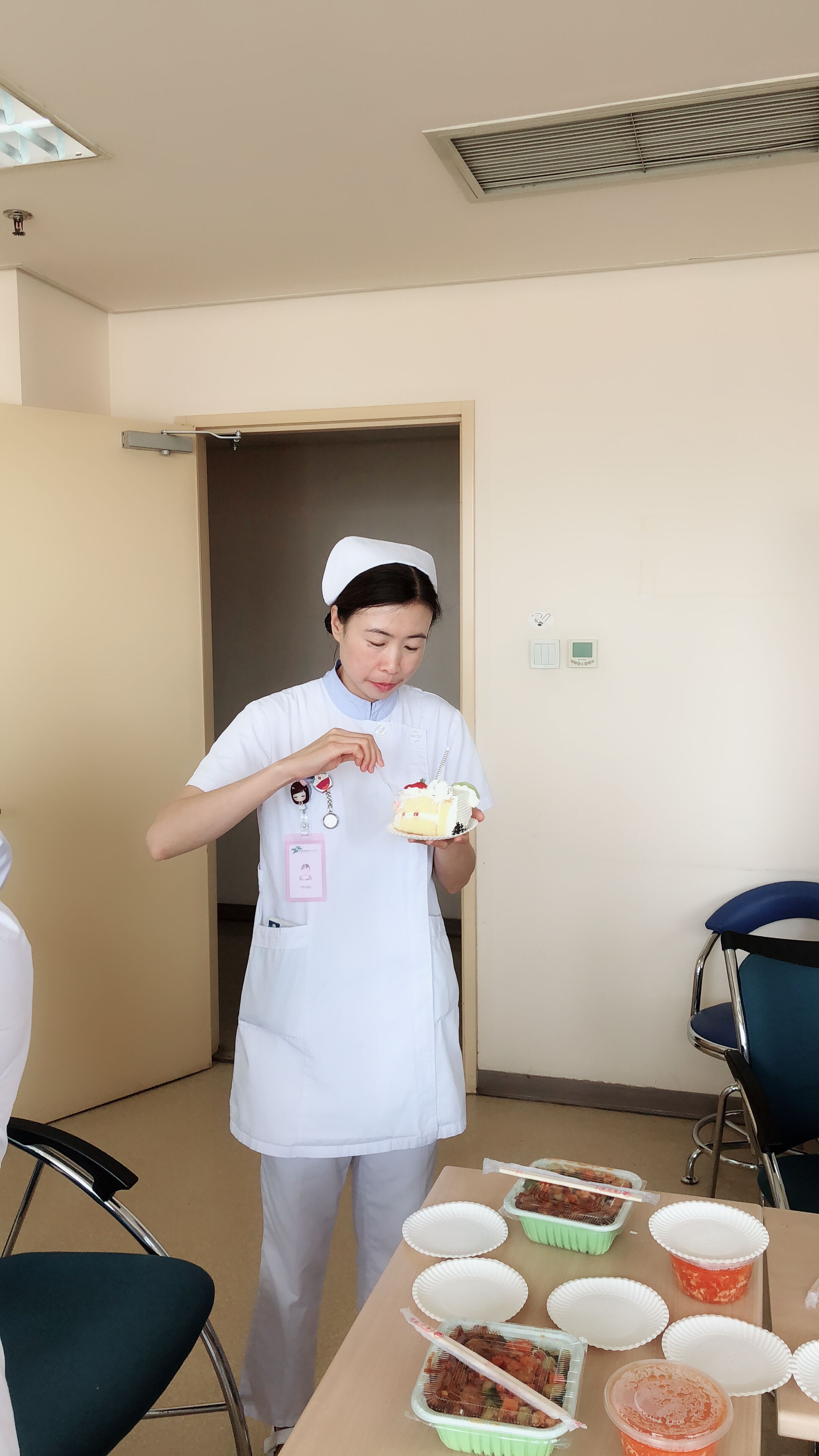 12护士节:工作中的护士,是最美的天使