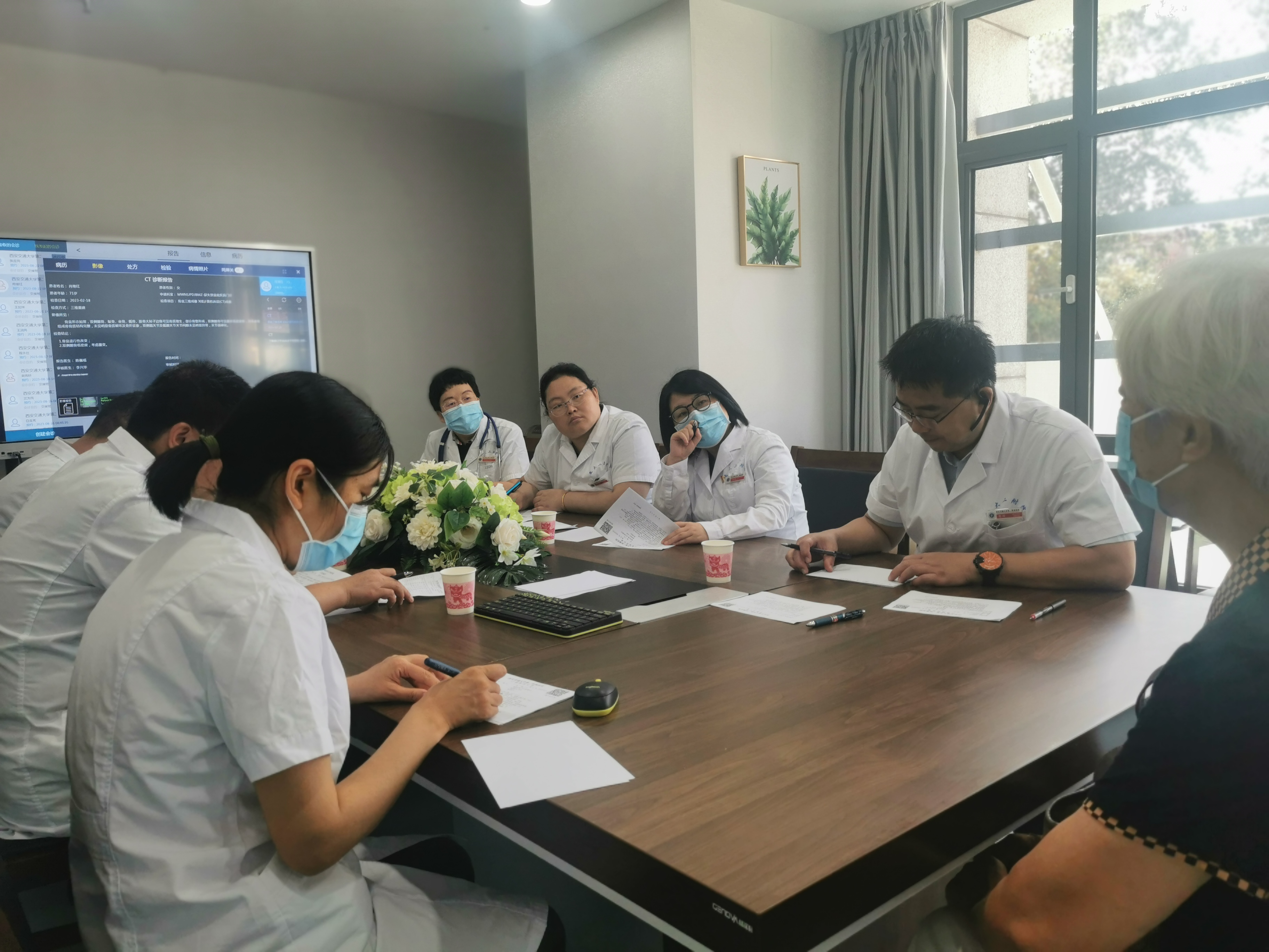 专家会诊,为复杂排尿排便障碍患者答疑解惑