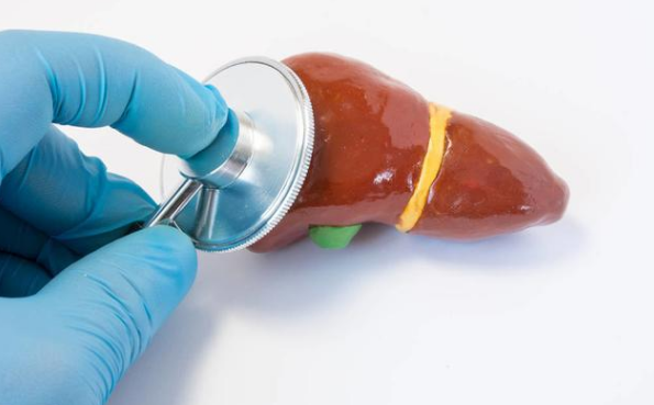 经常喝酒如何判断肝脏有没有问题医生出现这6个症状要注意