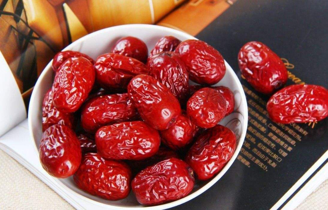 北京血液病研究院谢别录:孕妇多吃红枣对胎儿有什么好处?
