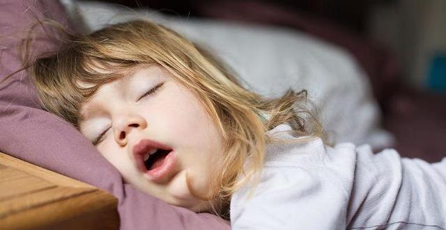 张嘴睡觉会影响颜值?看看儿科医生怎么说
