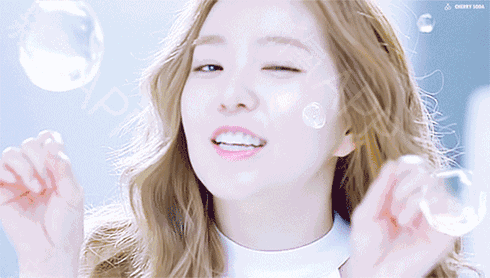 经过一个夏天的洗礼,再怎么好好保护也都变黑的赶脚,而想要变白,就要