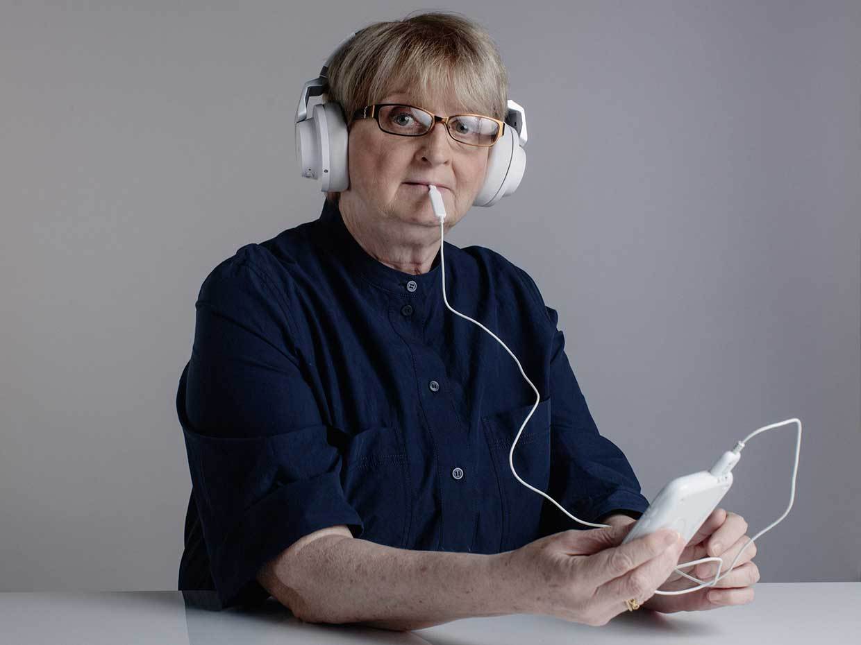 stimulating tongue with electricity reduces tinnitus.jpeg