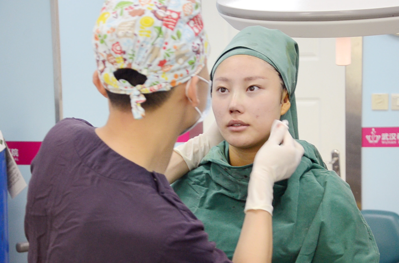 鼻综合手术过程记录