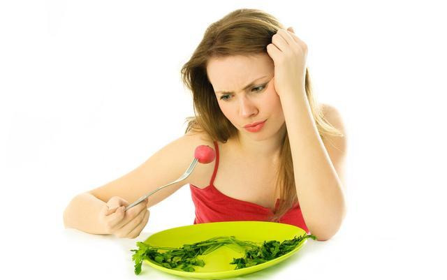 医生忠告:不吃肉,过度节食减肥容易引起卵巢早衰