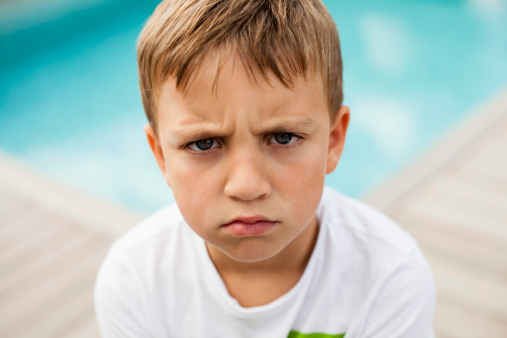 孩子频繁大叹气,深呼吸究竟是啥原因