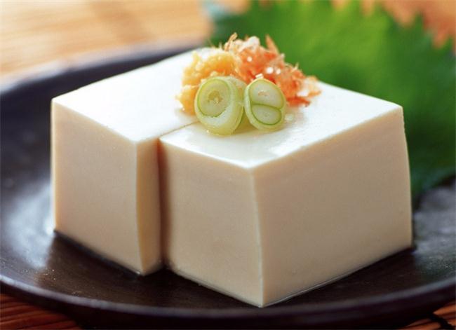 吃豆腐会导致孩子性早熟