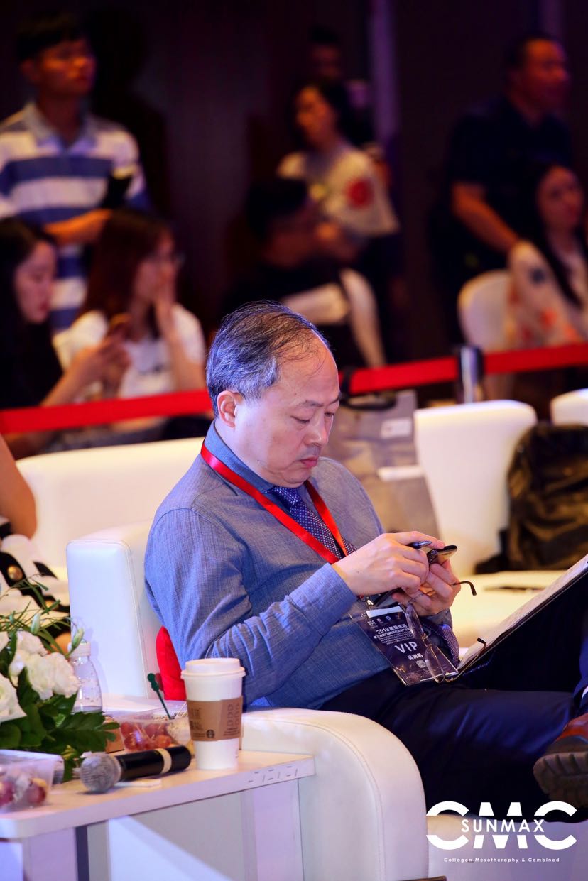 大赛陪审夏炜院长,洪伟院长,石成方院长