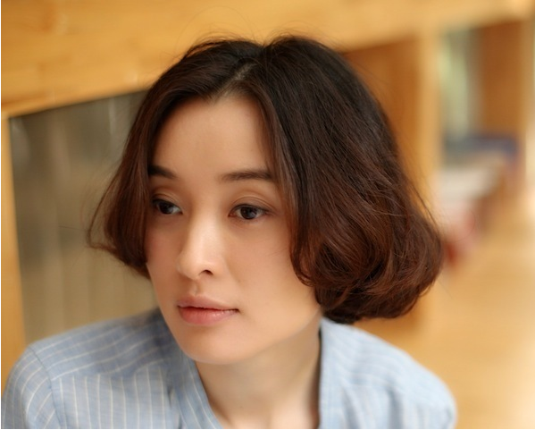 由吴越饰演的凌玲,人物刻画入木三分,也是剧中非常受争议的角色.