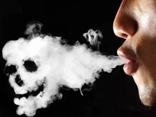 脾气暴躁的烟鬼跟人吵架导致骨折,不听医嘱后果原来这么严重