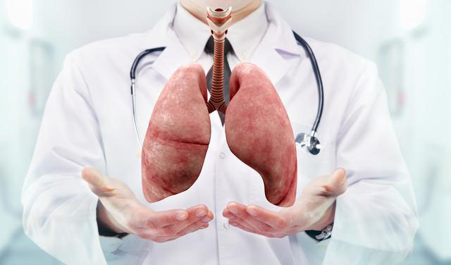 肺腺癌能活多久,随着靶向新药的不断上市,原来越多人活过5年