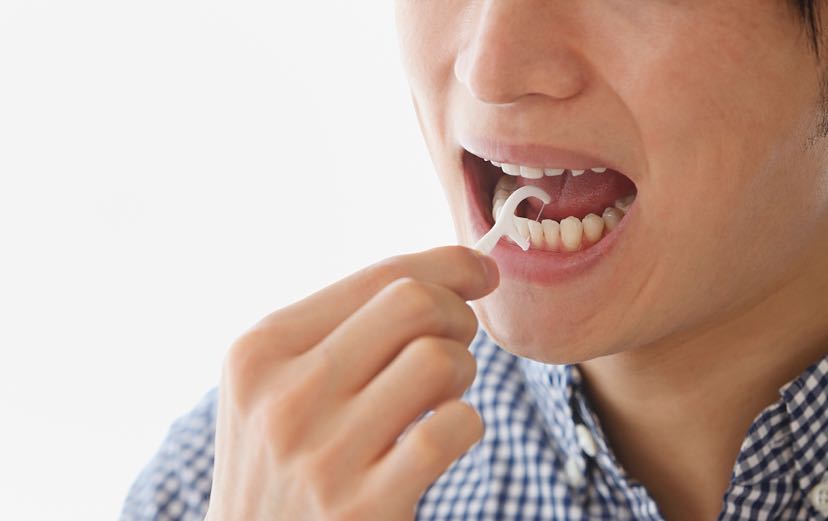 深圳牙齿矫正李楠医生:关于口臭,你需要了解的知识都在这里