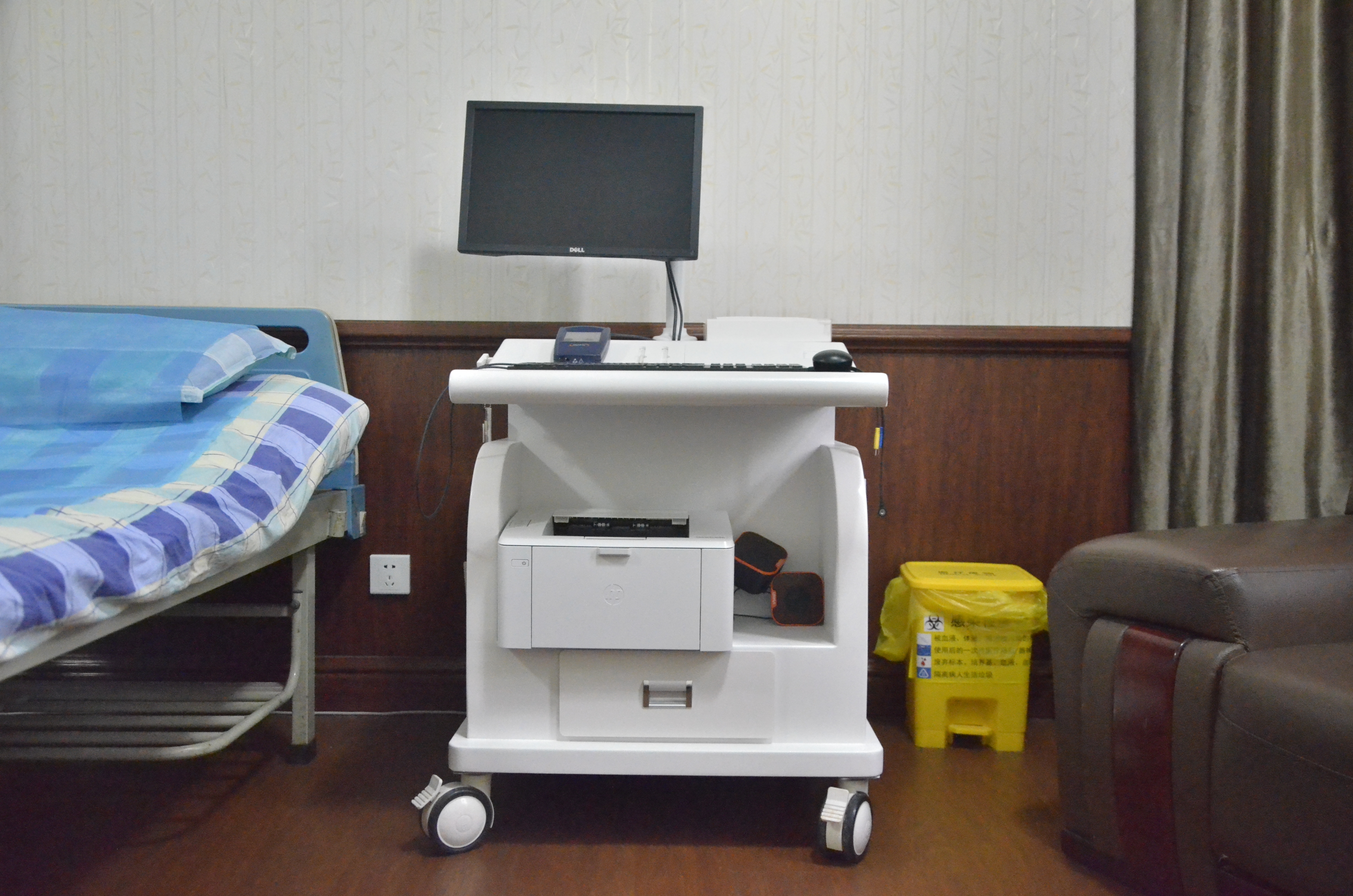 我院引进生物治疗仪