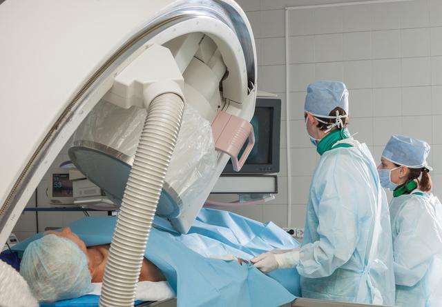 心血管医生说心脏造影的风险有多大?