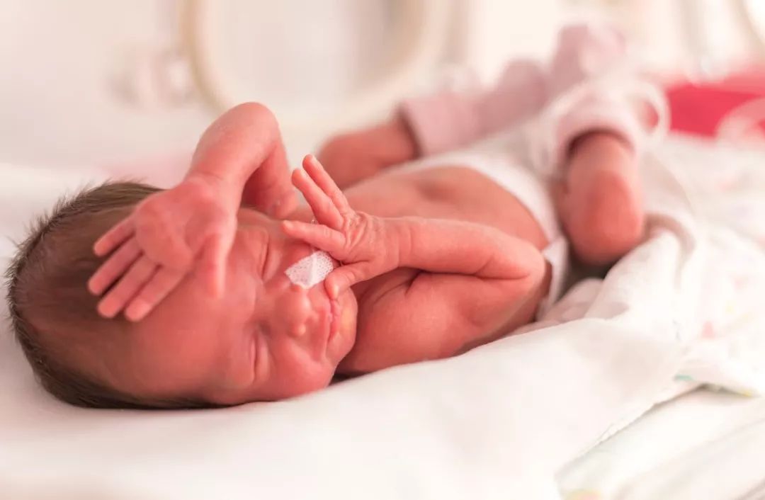 长不大的袖珍宝宝，怎么办？