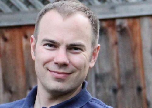 swift之父 chris lattnerc语言之父 dennis ritchie1,先入为主:可能是