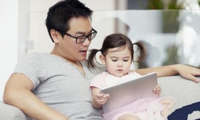 家长这三种行为不是在养孩子，而是在养“仇人”，别怪孩子疏远你