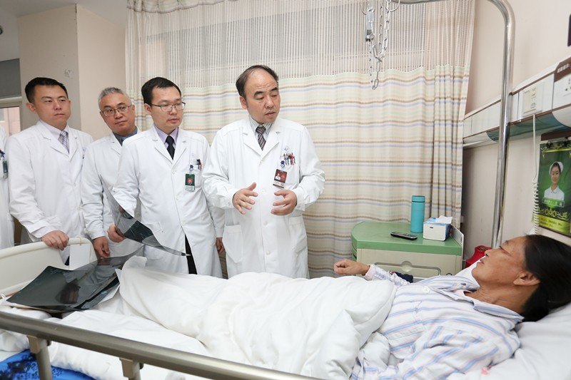 上海长征医院胸外科图片
