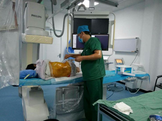 安阳肿瘤医院镇痛周系列活动之鞘内镇痛泵置入术的手术演示:接下来