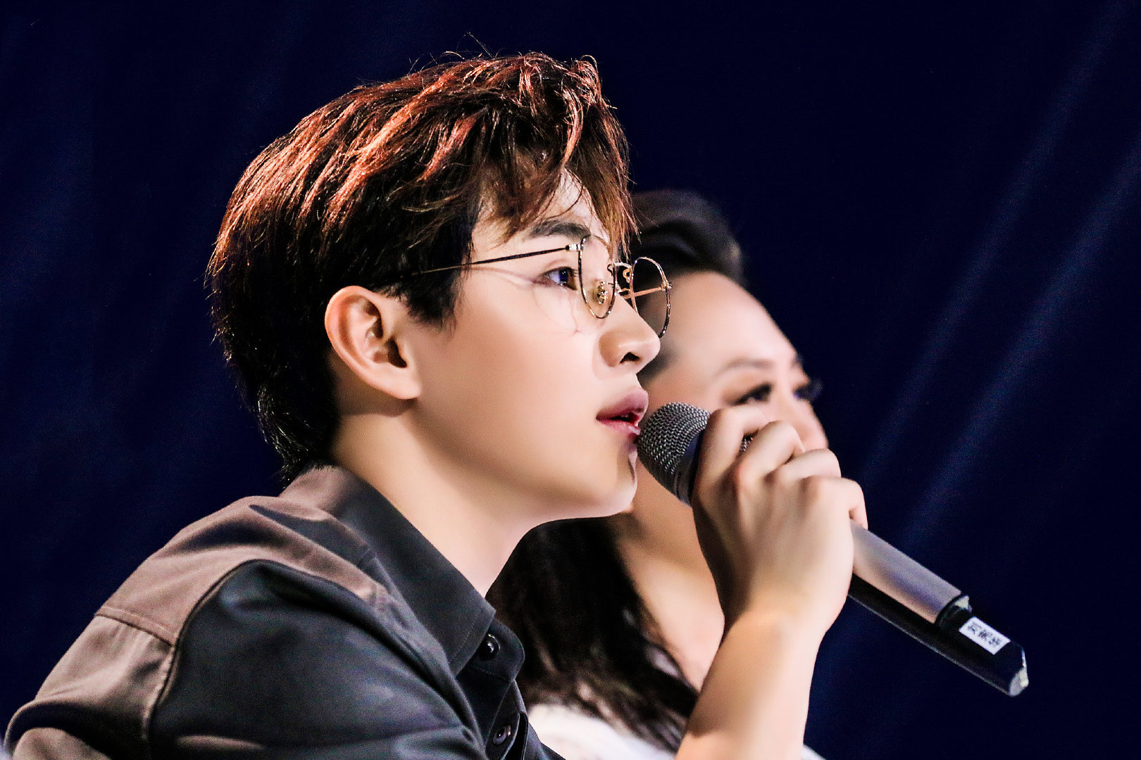 患者描述:被经纪人劝说拔智齿不疼,于是乐观的