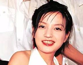 羡慕刘涛一口白牙?先看看她“美容冠”血泪史…