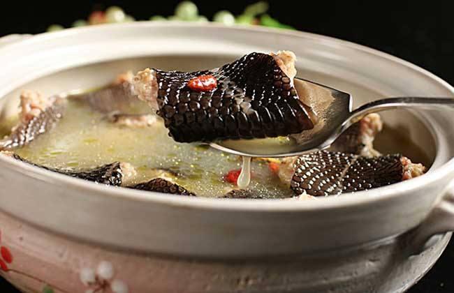 得了湿疹喝蛇汤是否管用