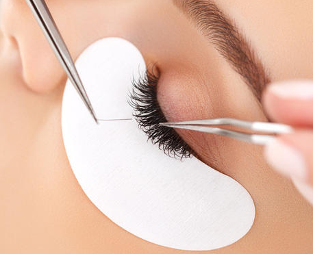 女性睫毛稀少睫毛种植怎么样