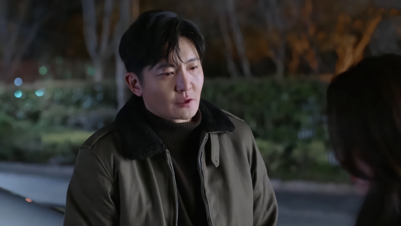 郭京飞做眼袋手术4天恢复