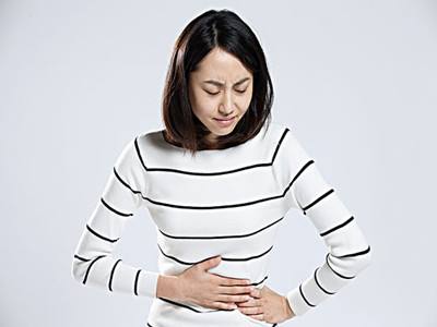 17岁少女腹痛难忍凌晨突发意外医生全力抢救仍未能挽回