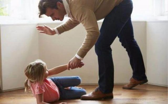 如果你越能控制自己的情绪,你的孩子长大越出众 如果你越能控制自己的情绪,你的孩子长大越出众