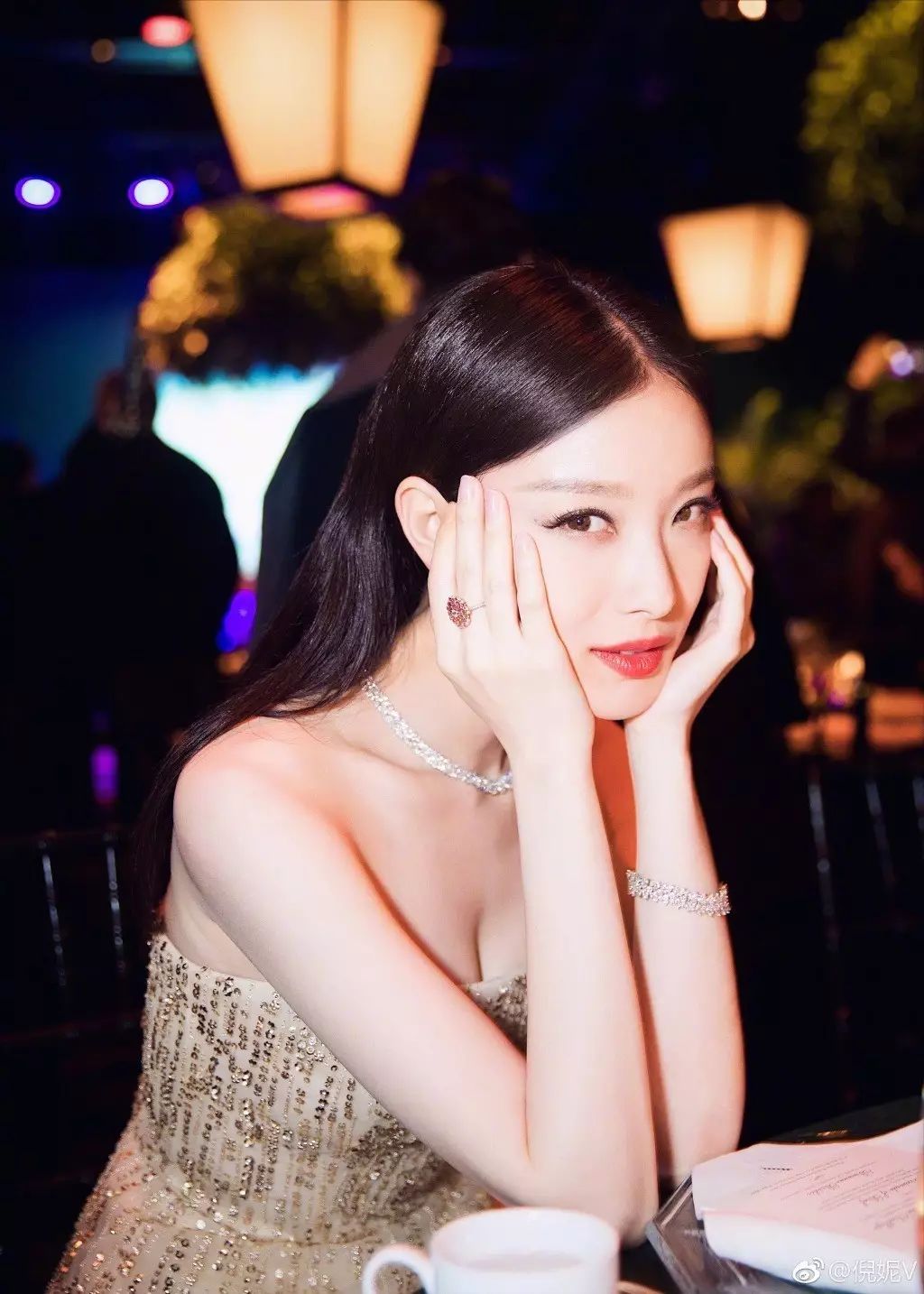 鼻子挺不挺,山根说了算! 鼻子挺不挺,山根说了算!