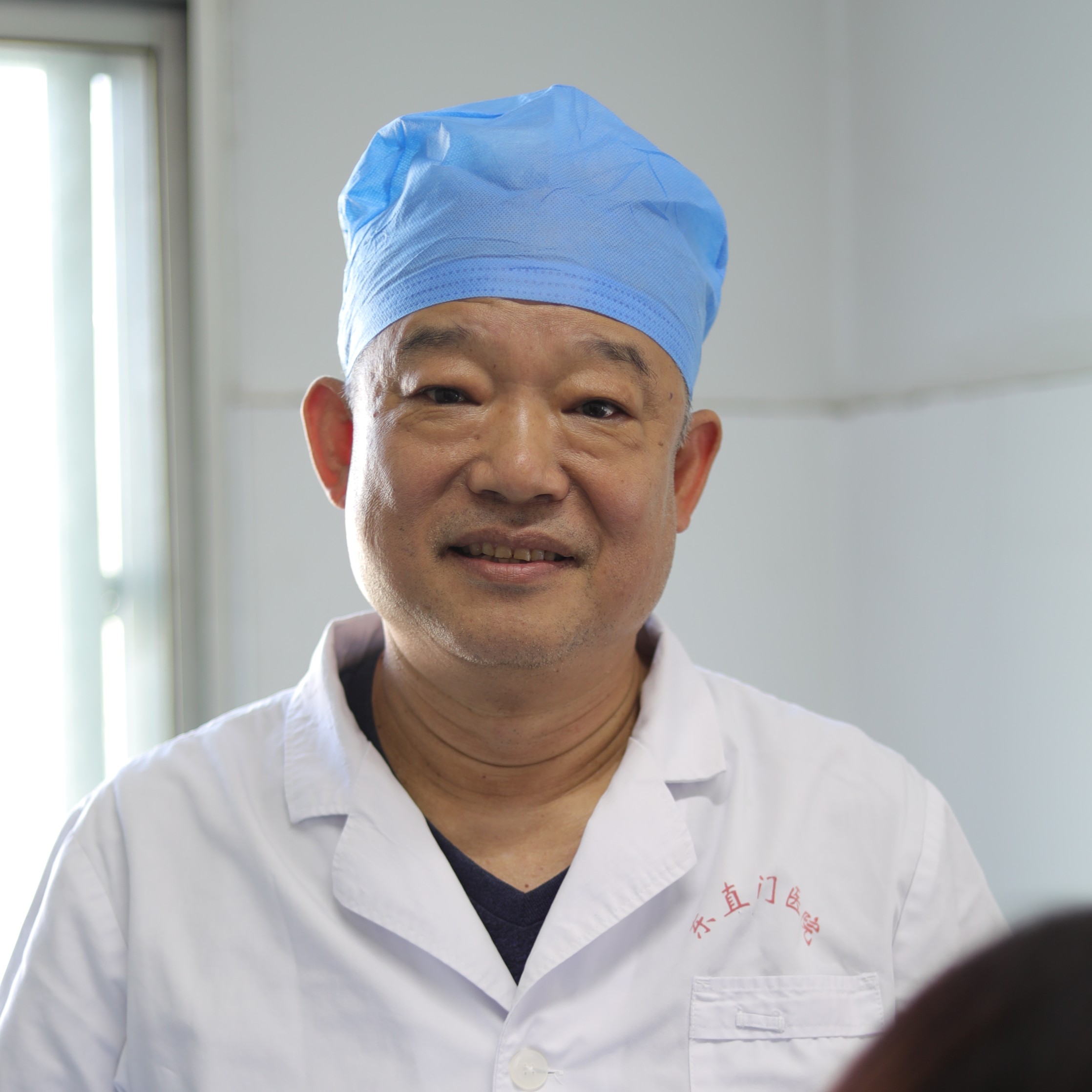 东直门医院全程代诊含挂号代买药品贴心送达，不用再跑医院的简单介绍