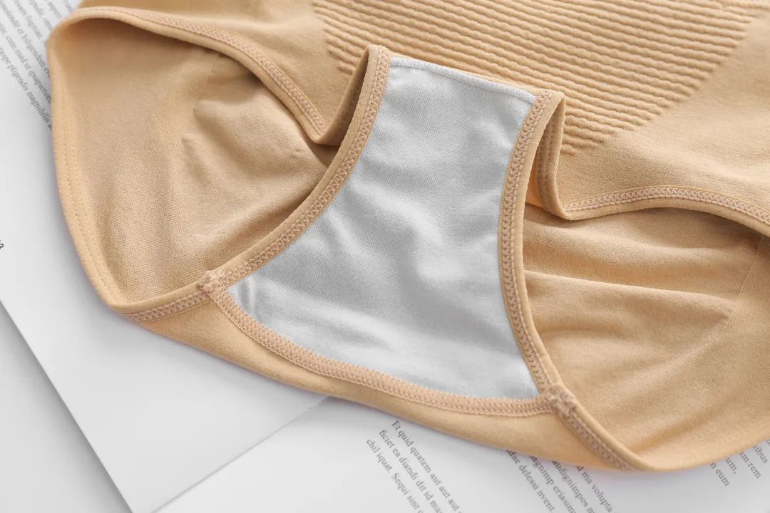 妈妈内裤湿哒哒,有异味!明明天天换洗,为何还是那么脏?